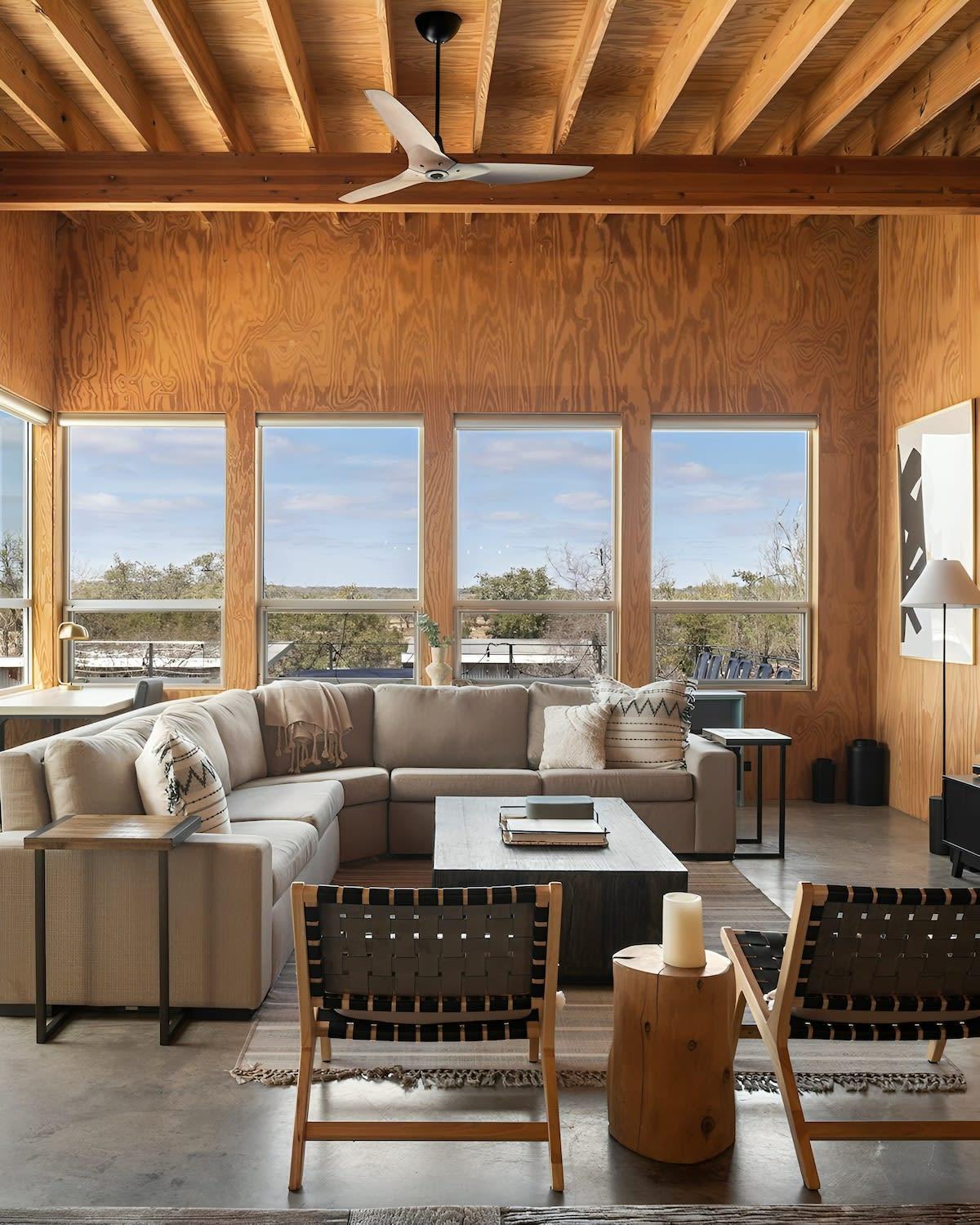 Lazo House - Riverfront With Overlooking Llano River Екстериор снимка